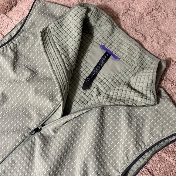 NWOT Lululemon Water-Repellent Fleece Hiking Vest Laurel Green Zip Pockets XXL - Picture 4 of 14